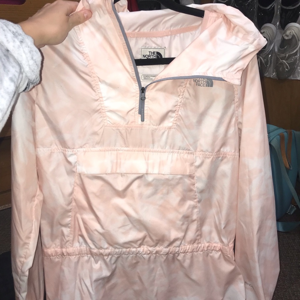 north face lightweight windbreaker